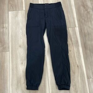 Athleta🏋️‍♀️👩‍💻 light weight black pants